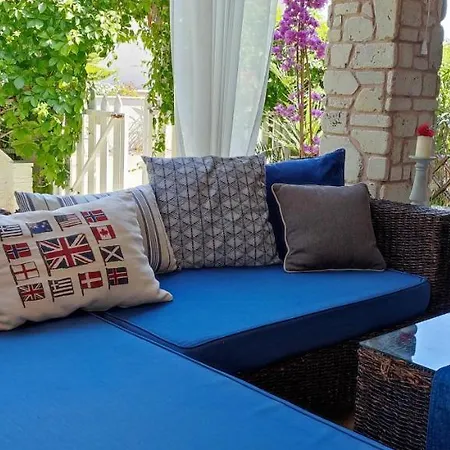 The Seaside Ferienhaus Nikiti (Sithonia)